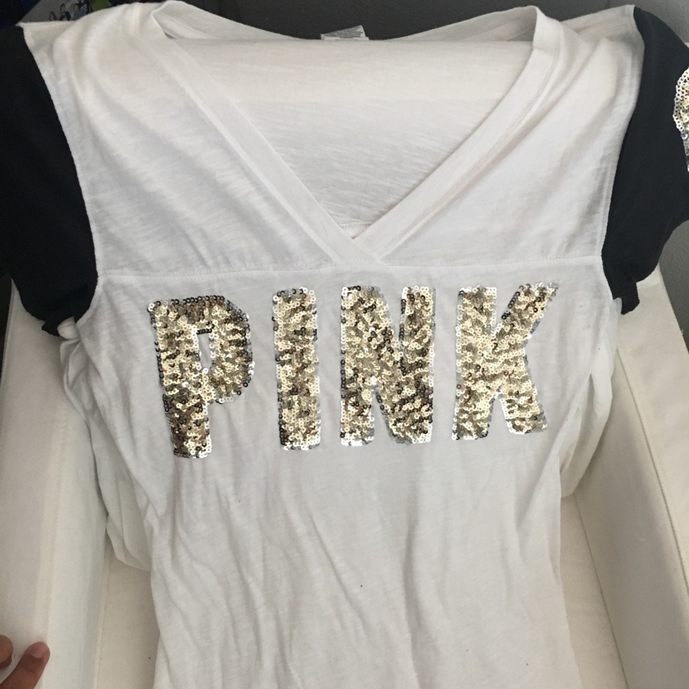 Victoria Secret PINK, V-Neck
